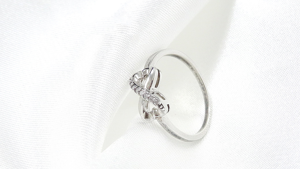 แหวนเพชรอินฟินิตี้ สื่อถึงรักแท้ชั่วนิรันดร์ ประดับเพชร CZ เกรดพรีเมี่ยม สำหรับเป็นของขวัญคนรัก ชุบทองคำขาว