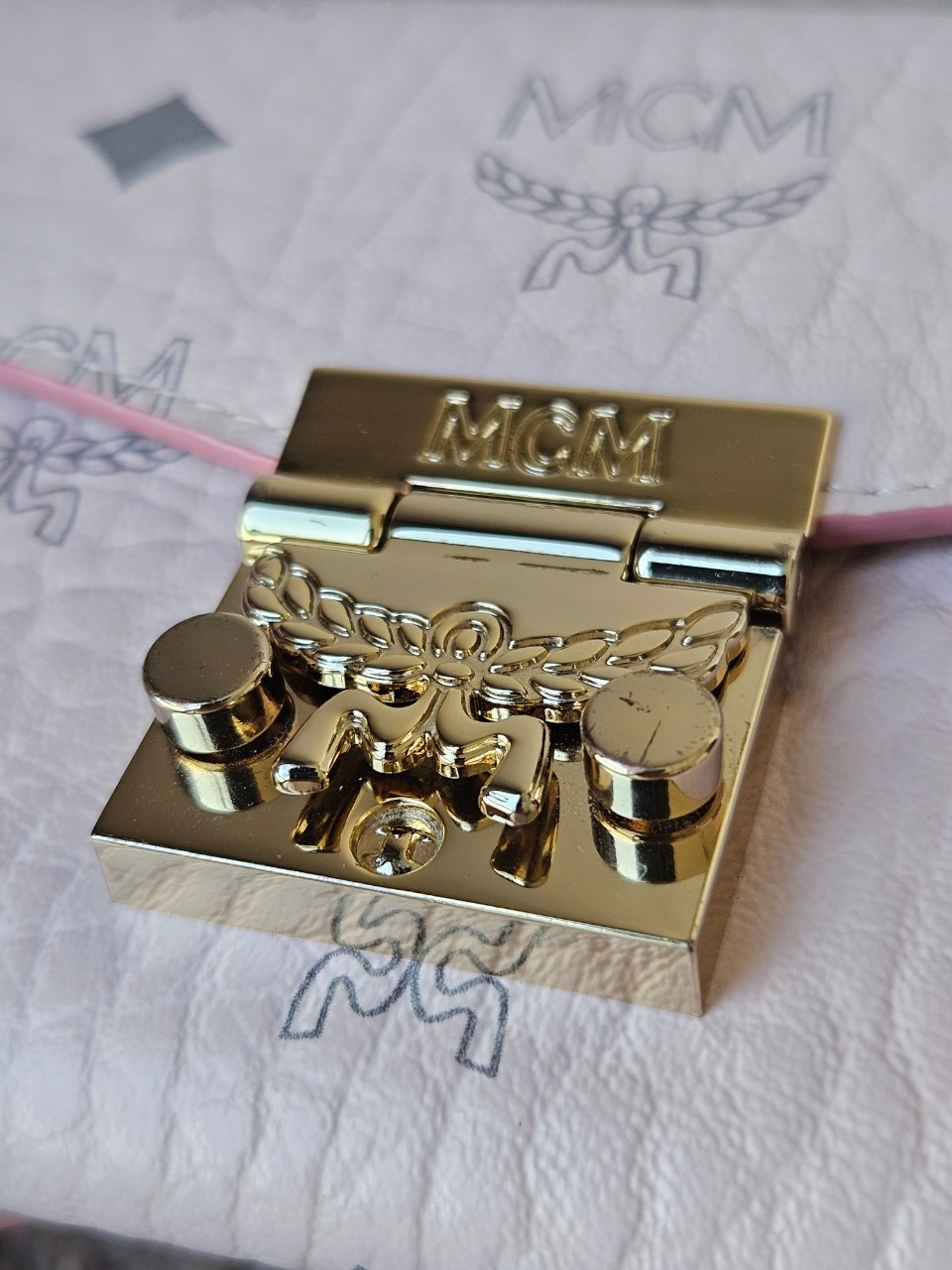 MCM Tracy Crossbody Wallet Pink