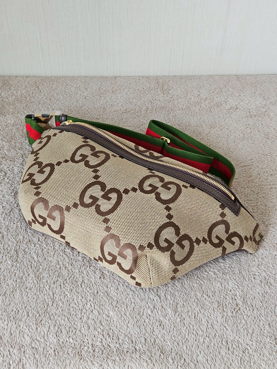 Gucci Jumbo GG Beltbag