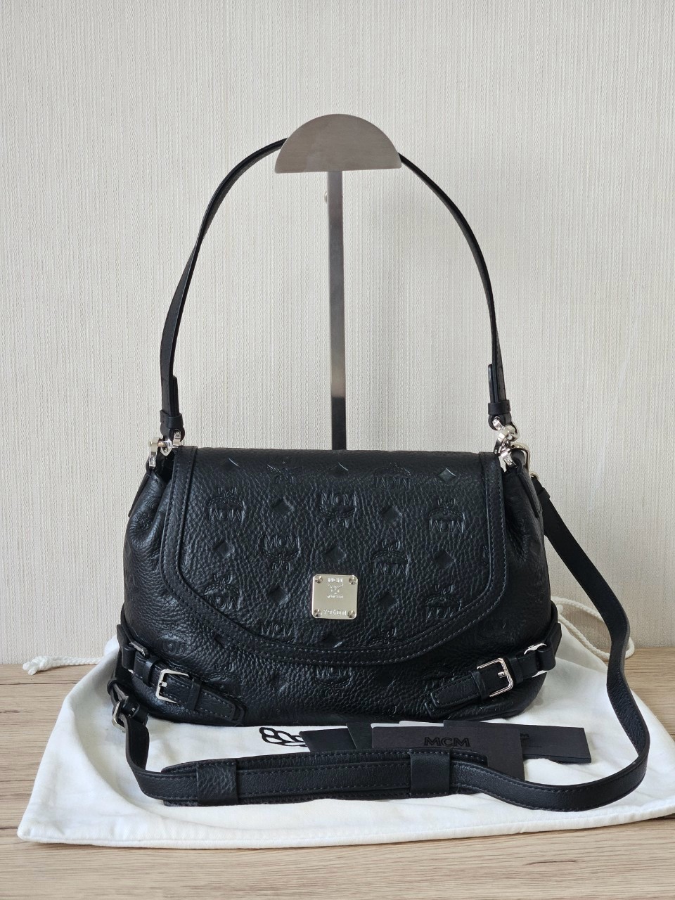 MCM Essential Crossbody Leather Black