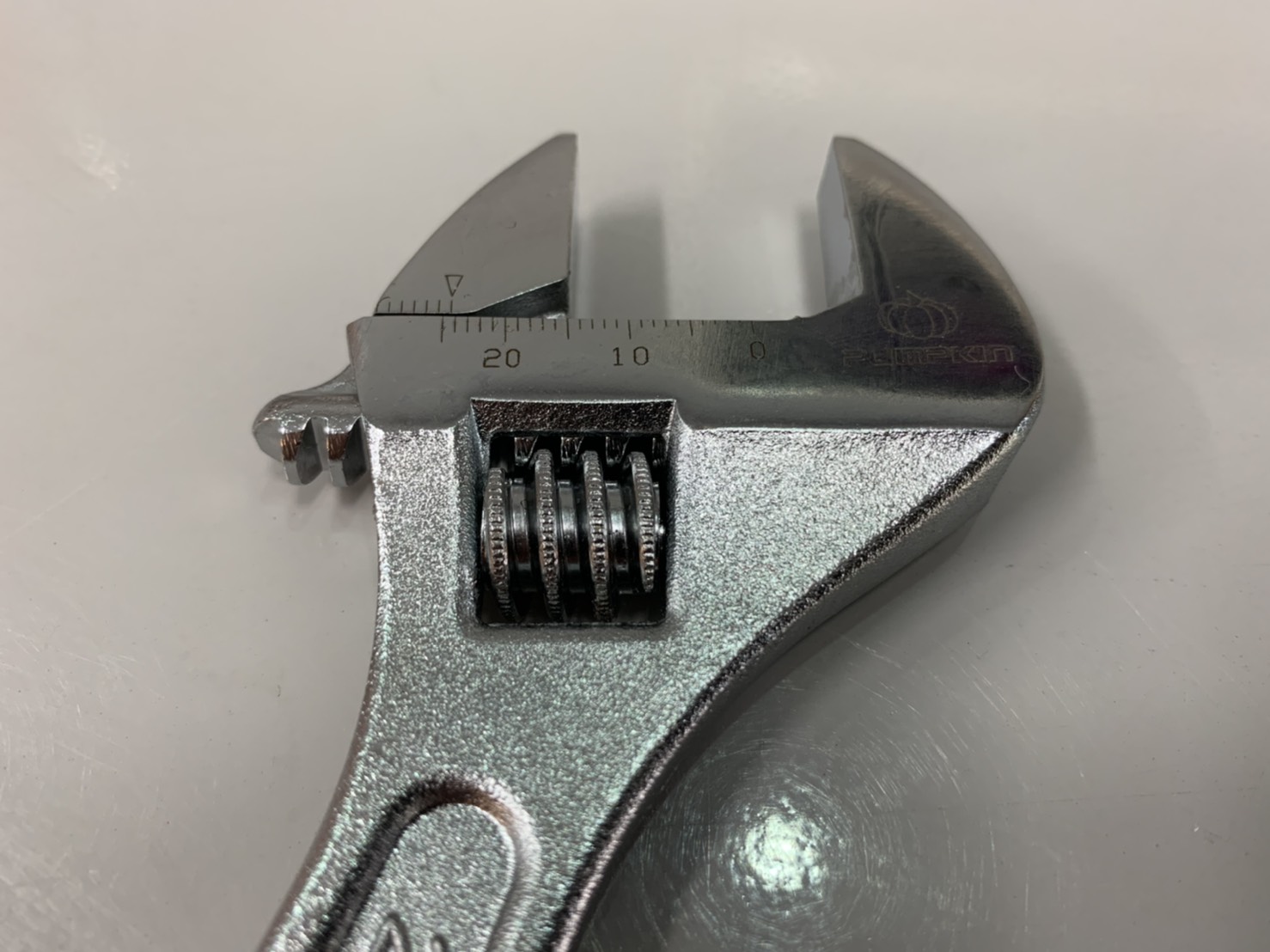 ประแจเลื่อน พันคิม