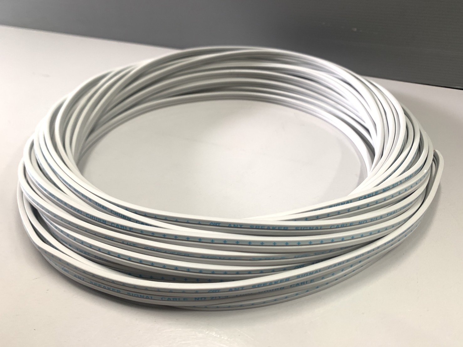 สายอ่อนสีเทา DC (สาย VFF ) Laser (1ม.)