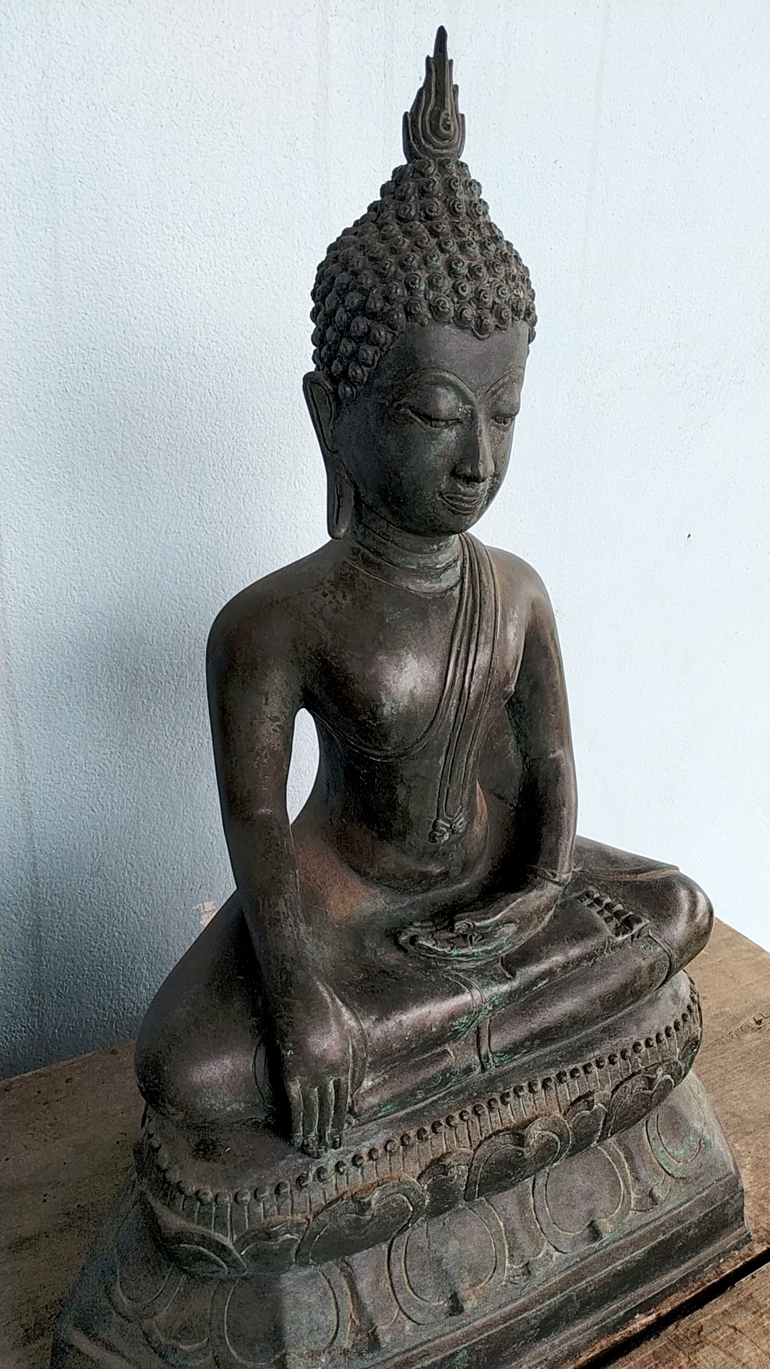 พระสุโขทัย ปางสดุ้งมาร หน้าตัก 12 นิ้ว เนื้อโลหะสำริด