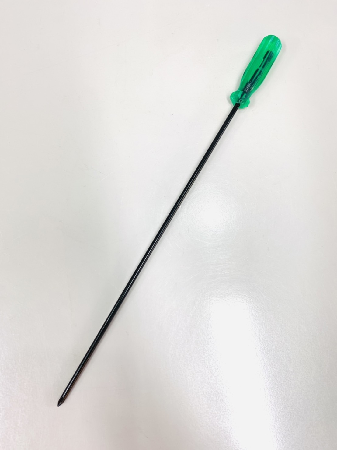 ไขควงแกนกลม ชุบดำ 4มิล x 10" (+) หัวแฉก