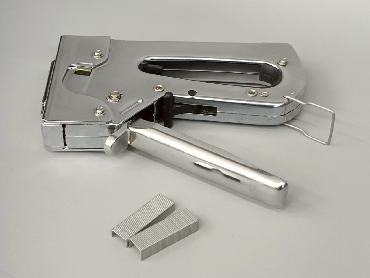 เครื่องยิงลูกแม็ก