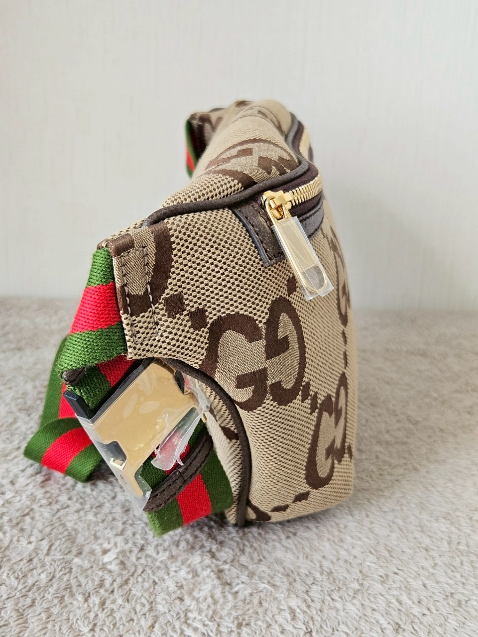 Gucci Jumbo GG Beltbag
