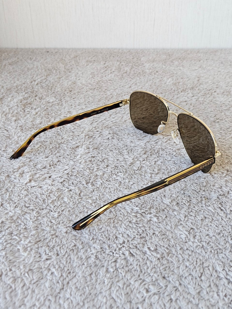 Gucci GG0528S Men's Aviator Sunglasses