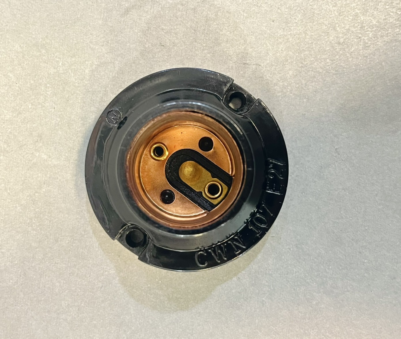 ขั้วแป้นเกลียว เล็ก แบกกาไลท์ ดำ