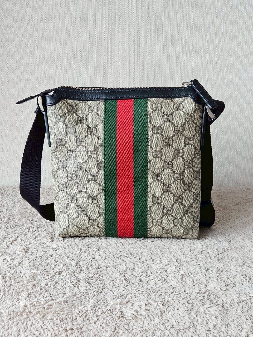 Gucci Web Messenger Supreme