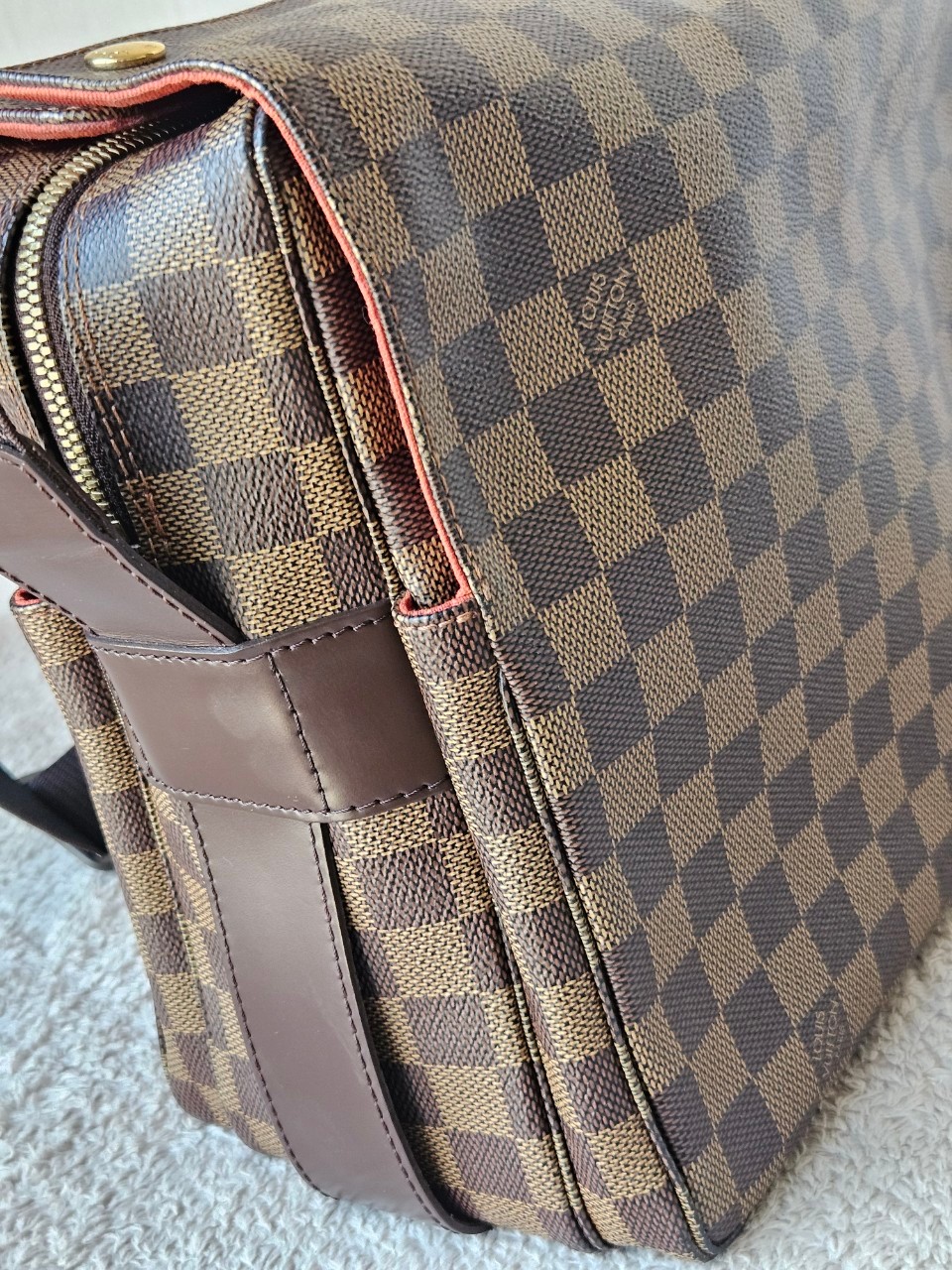 LV Naviglio Damier dc04