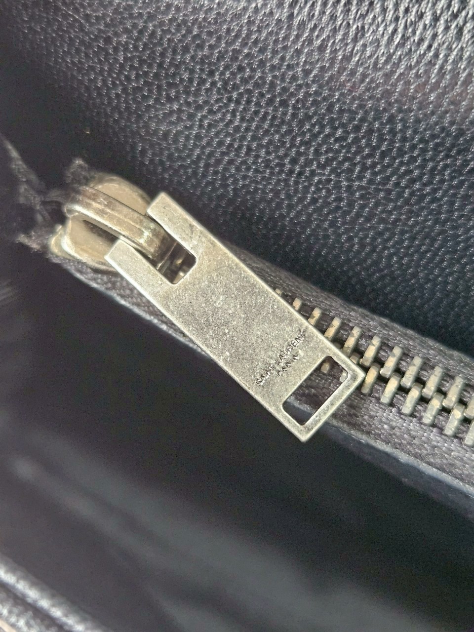 YSL 392738 College Large