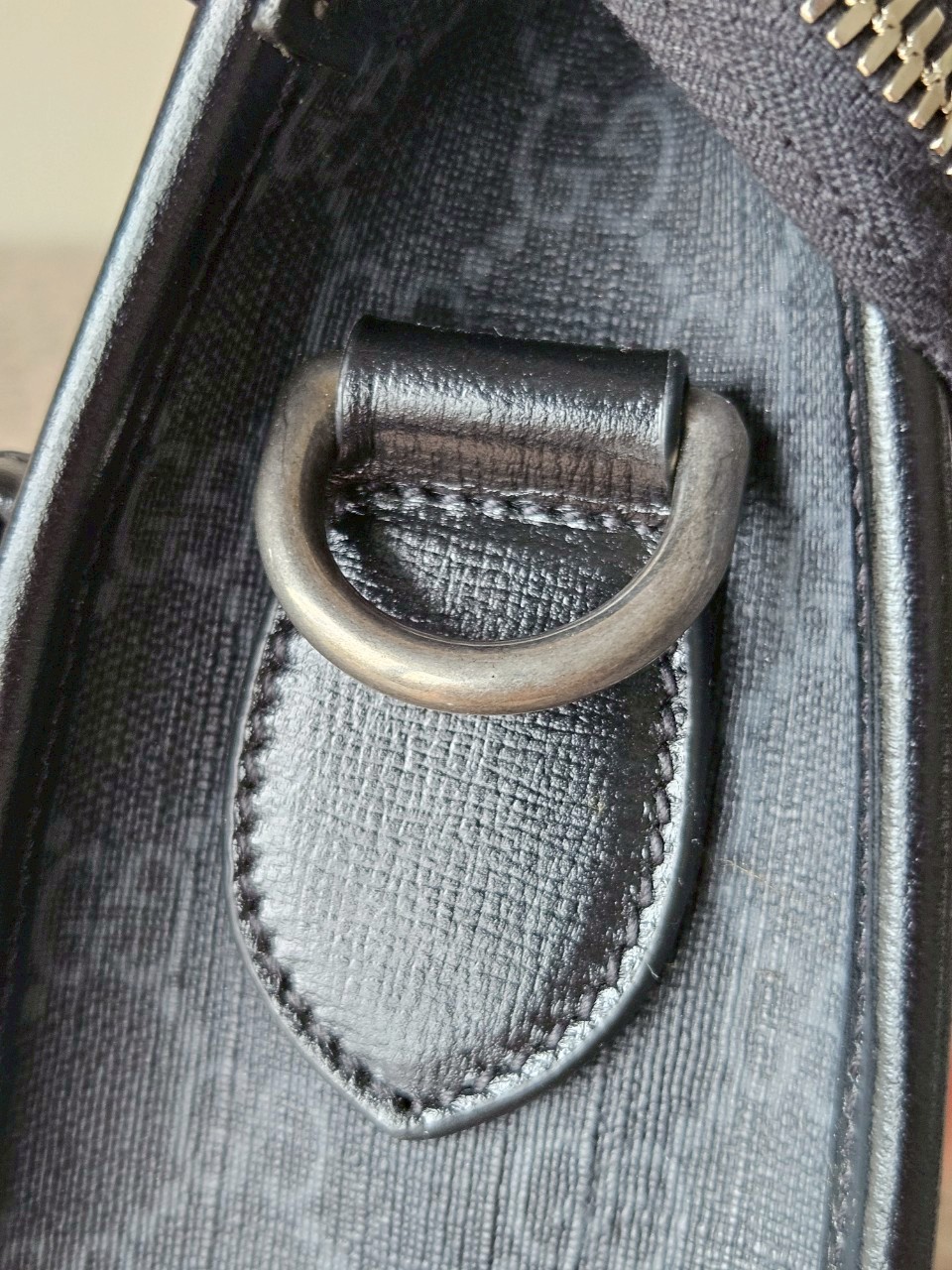 Gucci 674164 Messenger Bag With Interlocking G