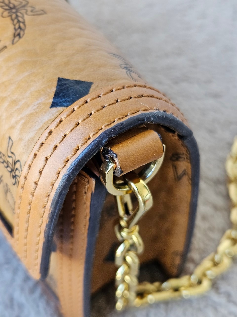 MCM Tracy Crossbody in Visetos