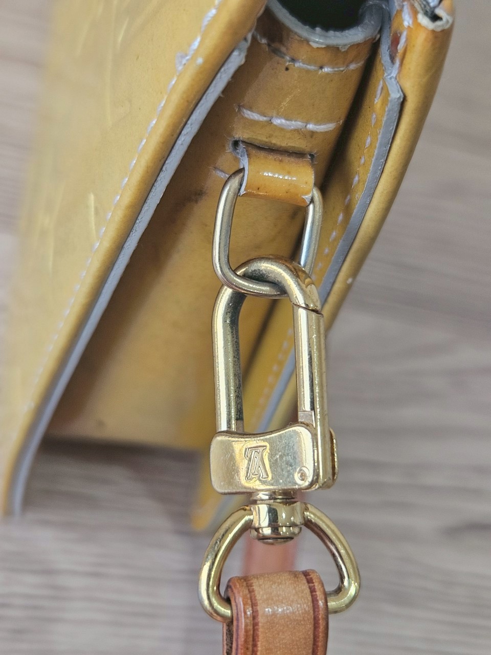 LV Lexington Pochette Monogram Vernis