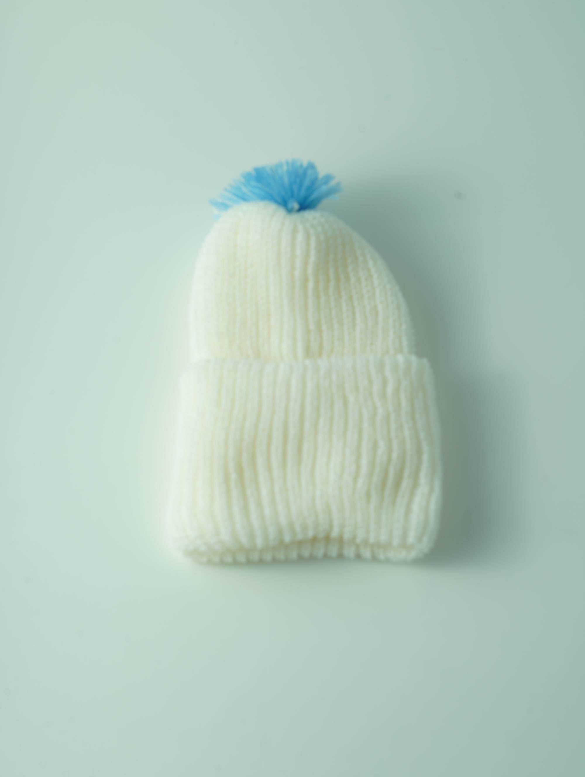 ขายส่ง หมวกไหมพรมเด็กแรกเกิด รุ่นหมวกขาว-จุกสี (ราคาต่อโหล) nongnini1988