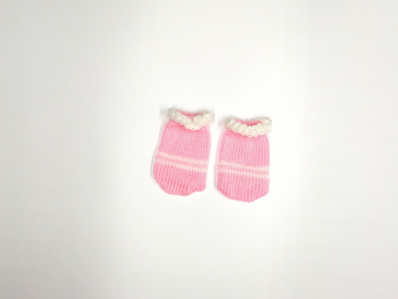 ขายส่ง ถุงมือเด็กอ่อน ถุงมือทารก ถุงมือเด็กแรกเกิด รุ่นถุงมือพื้นขาวริ้วรุ้ง (ราคาต่อโหล) nongnini1988