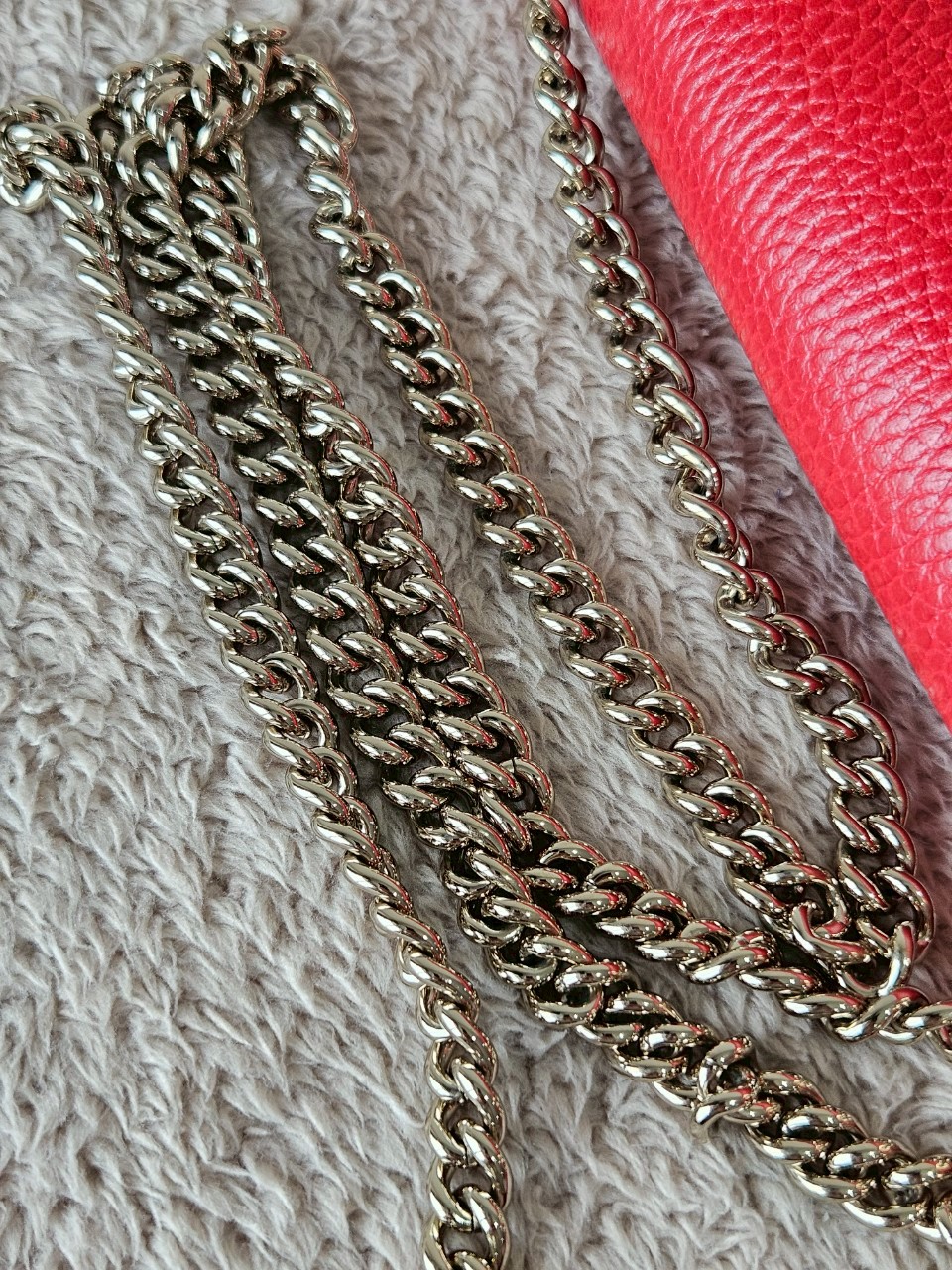 Gucci Interlocking Red