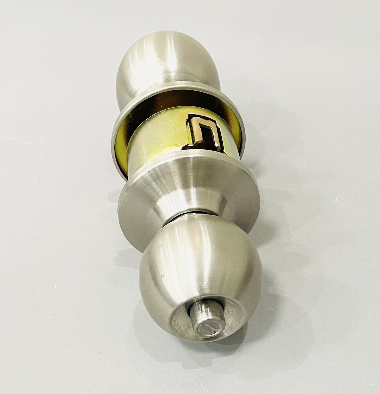 ลูกบิดประตู SOLO #641BK ไม่มีกุญแจ กลมด้าน รุ่นกล่อง