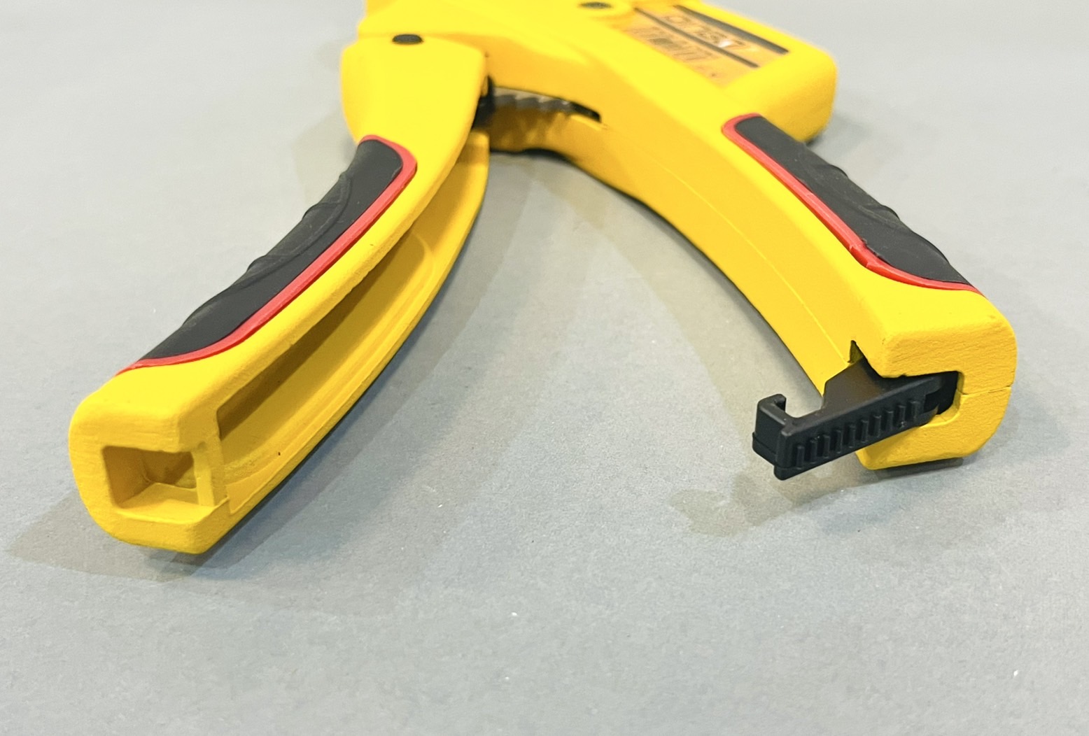 กรรไกรตัดท่อ พีวีซี 63มิล DingQi