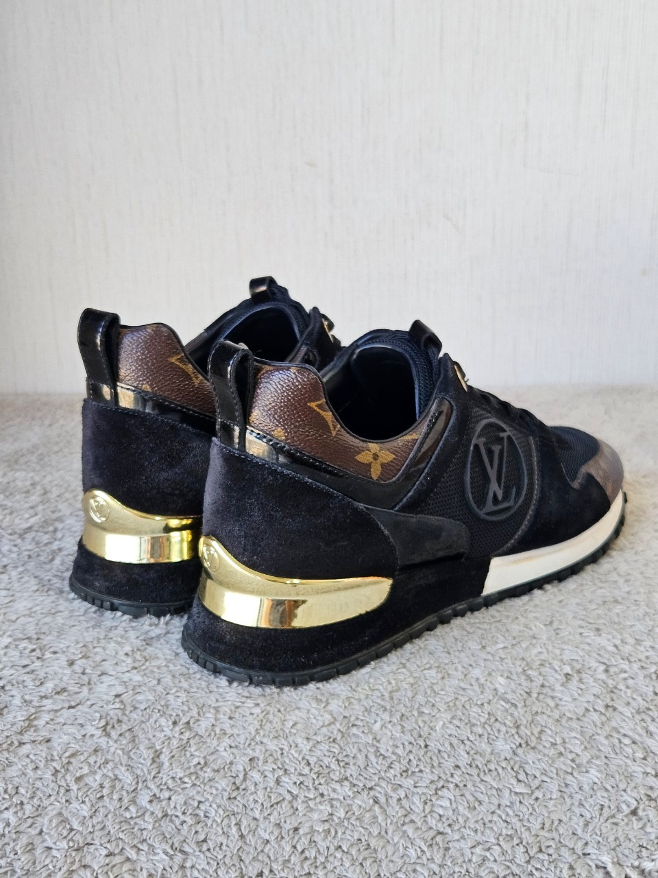 LV Run away Trainers Mono