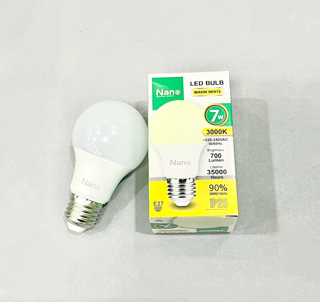 หลอด LED Bulb แสงวอร์ม Nano