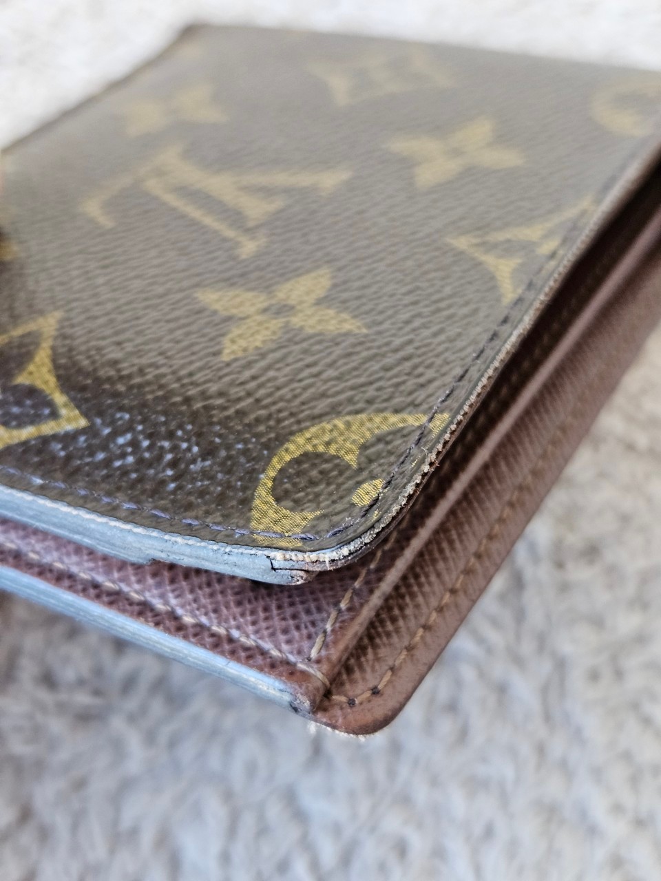 LV Mono Wallet