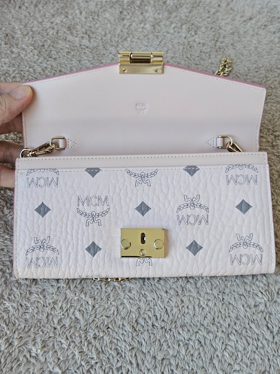 MCM Tracy Crossbody Wallet Pink