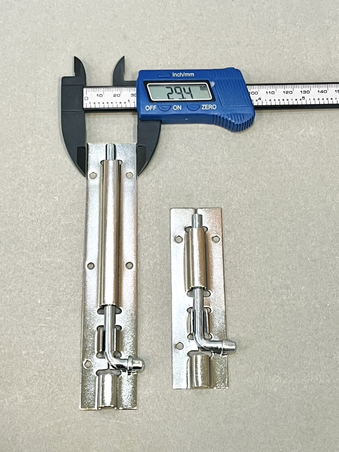 กลอนเหล็กชุบโครเมี่ยม