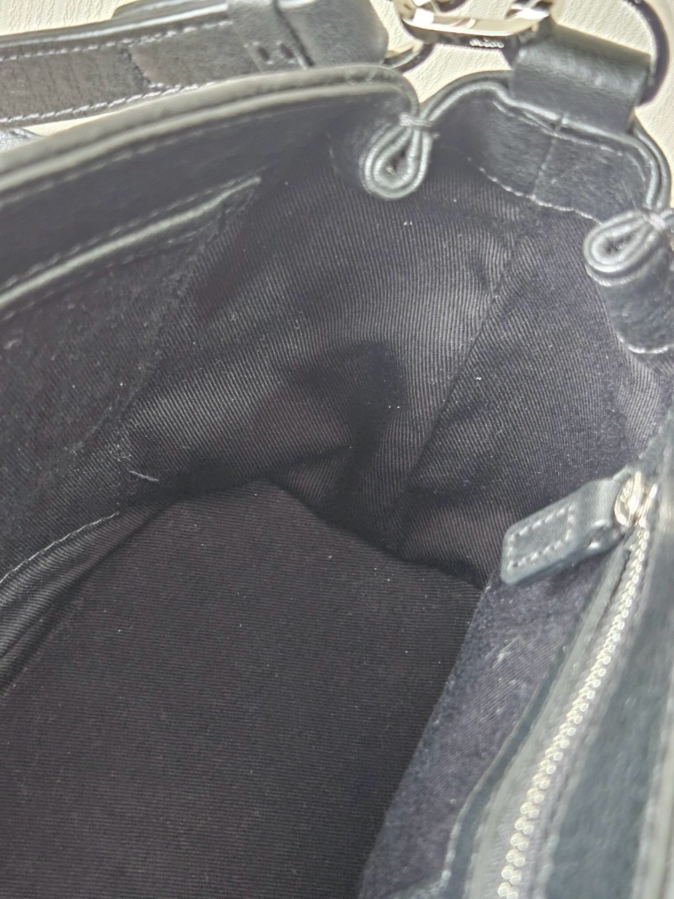 MCM Essential Crossbody Leather Black