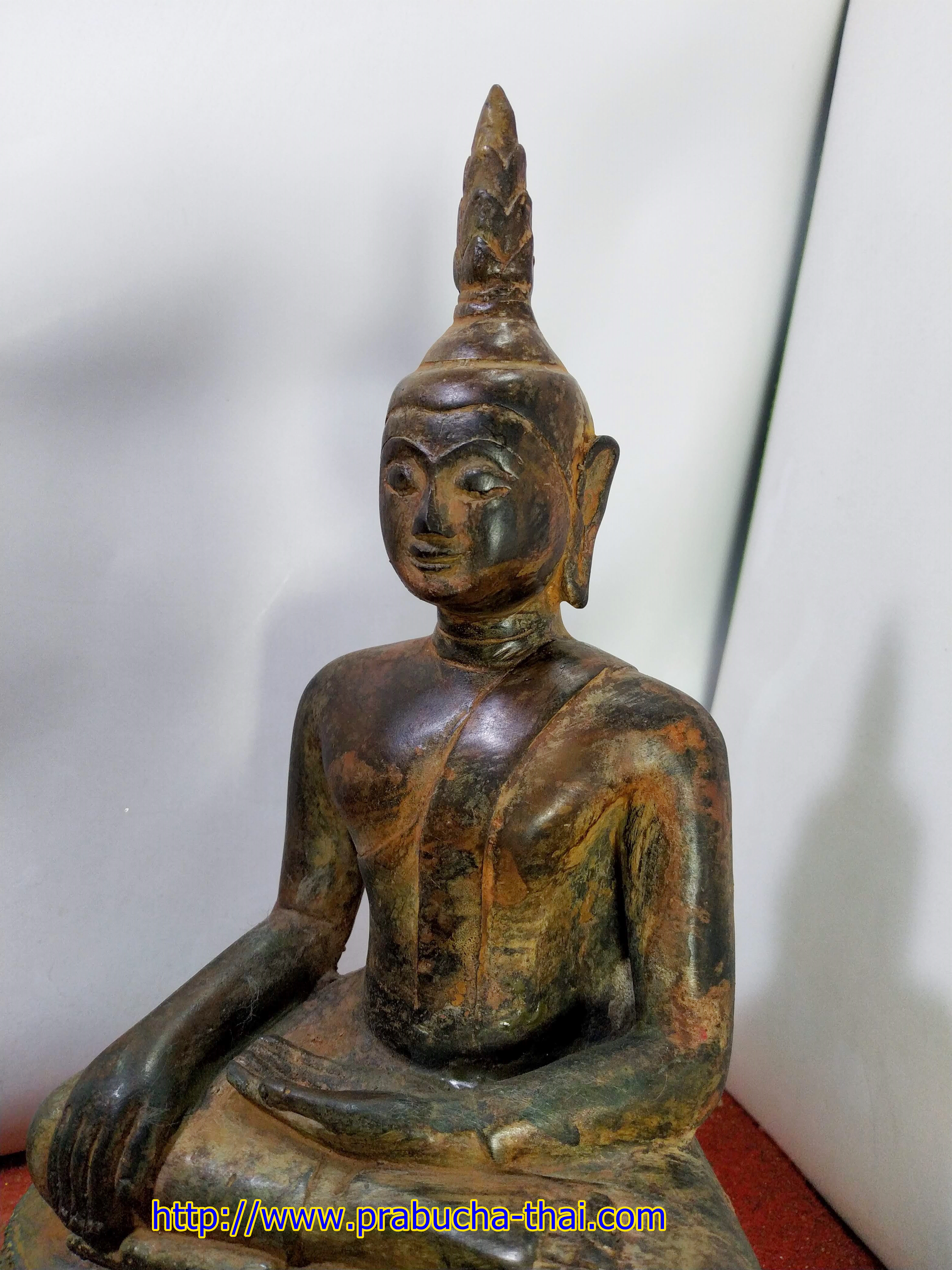 พระเชียงรุ้ง (พระพุทธล้านนา) หน้าตัก 5 นิ้ว เนื้อสำริดสภาพเก่า