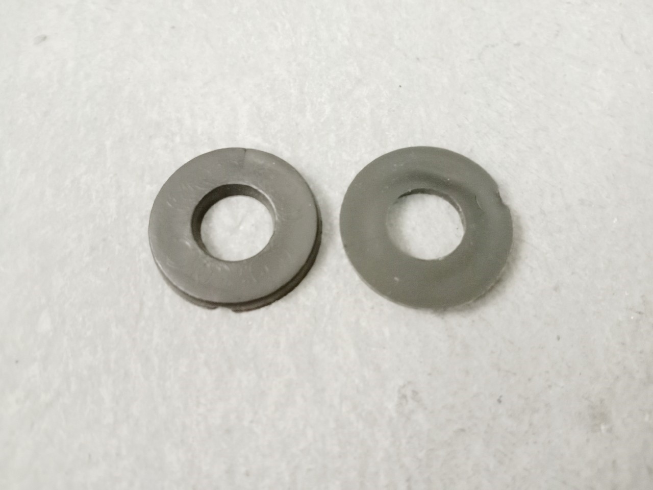 ซีนยาง (ประเก็นน้ำดี) 1/2" (อันละ)