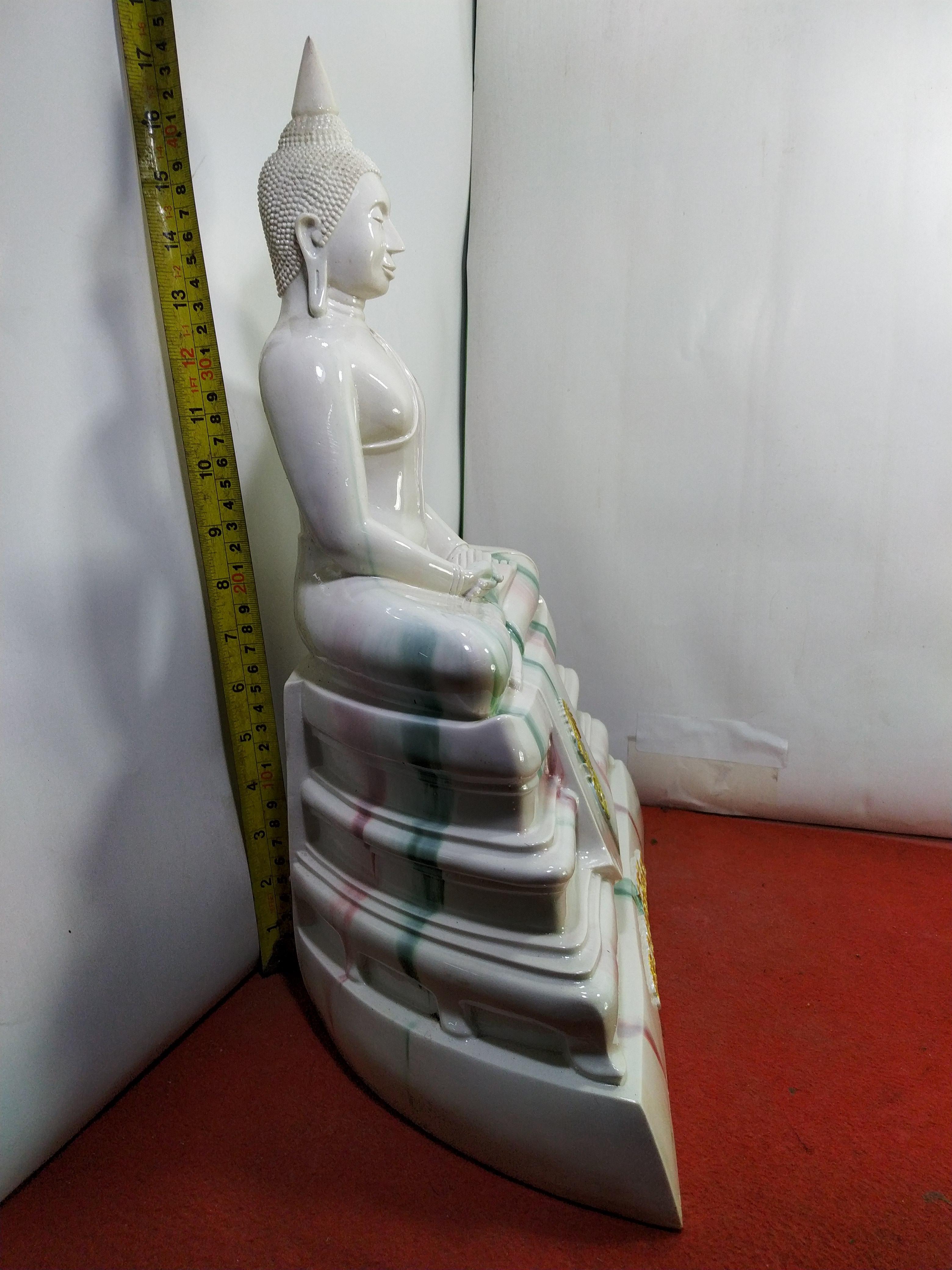 หลวงพ่อโสธร วัดโสธรวรารามวรวิหาร ฉะเชิงเทรา ฐาน13นิ้ว