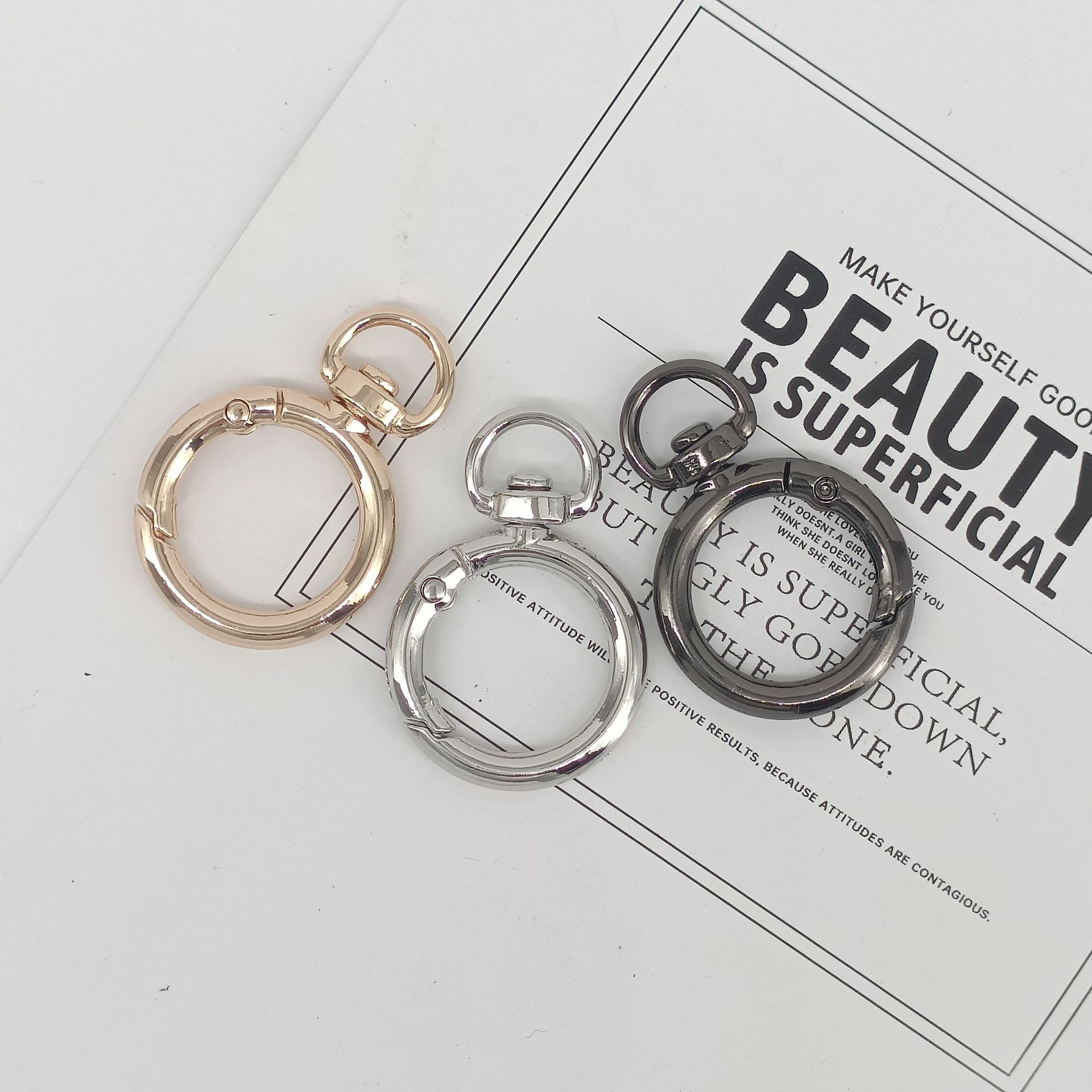 ขายส่ง(10ชิ้น,50ชิ้น)**New design** ห่วงวงกลม ห่วงกลมแบบสปริง ตะขอพวงกุญแจ อะไหล่พวงกุญแจ