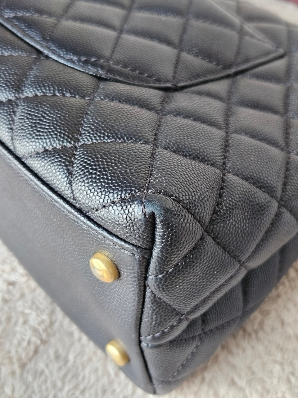 Chanel Coco 10.5 Caviar Lizard holo26