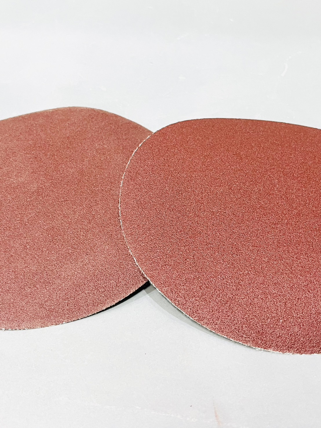 กระดาษทรายกลมหลังสักหลาด 7"