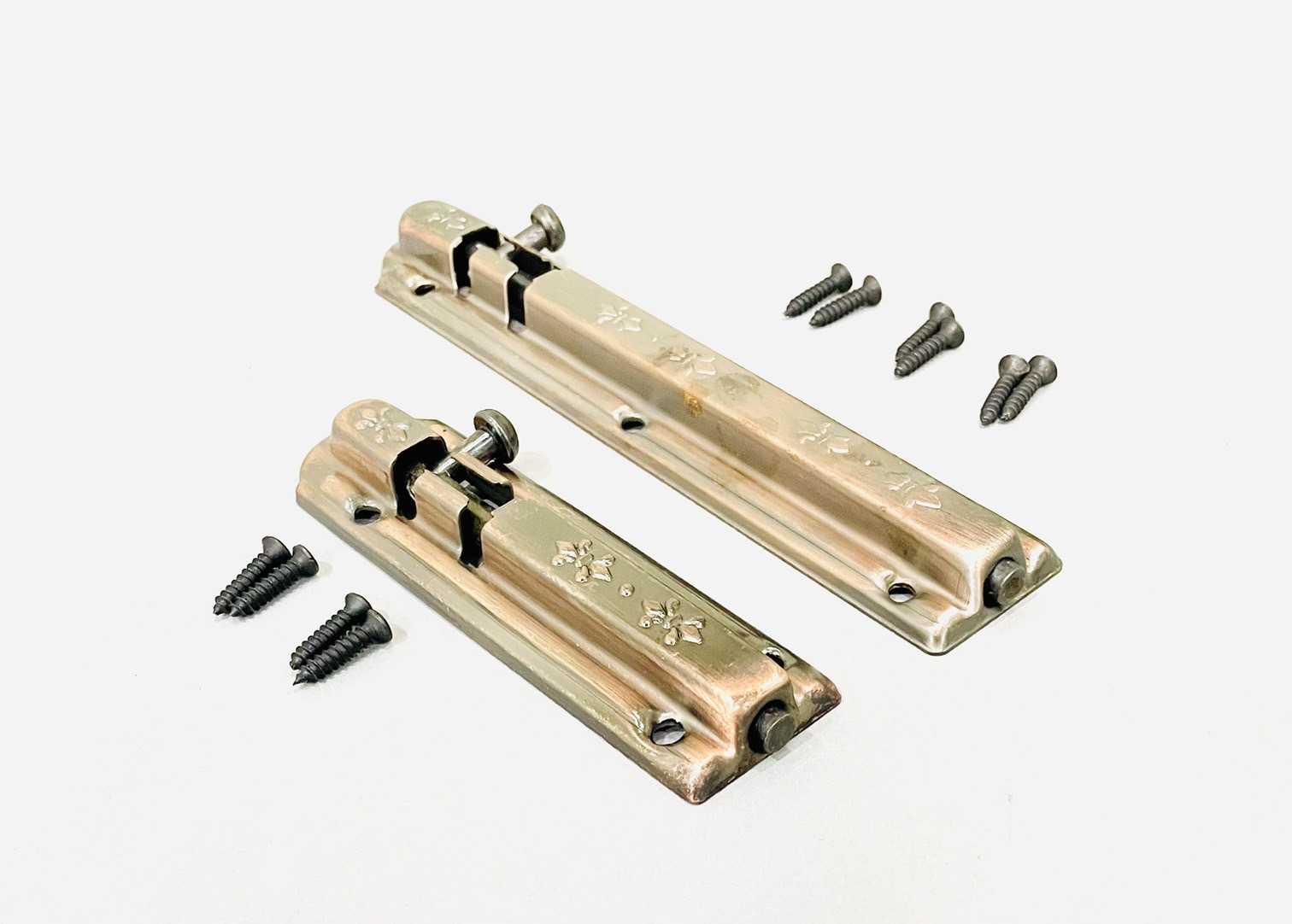 กลอนเหล็กรมดำ ลายหลุยส์ ( ไม่มีขากลอน)