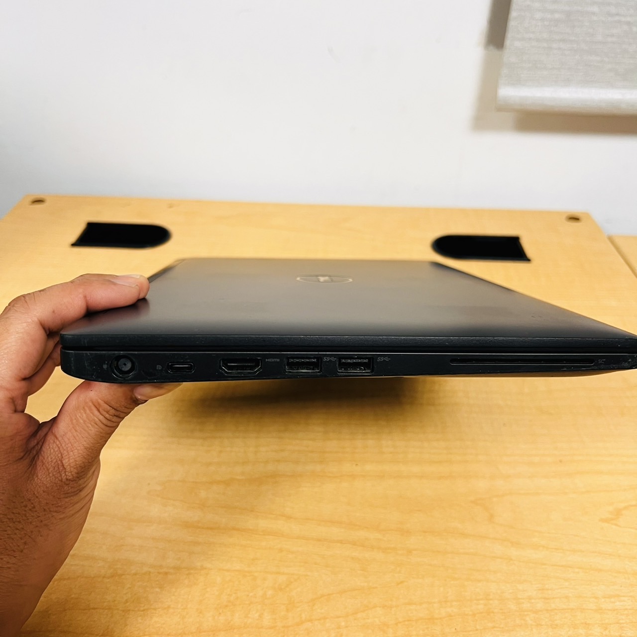 (Used) LAPTOP DELL LATITUDE 7480 i5-(6th Gen) / RAM 8 GB / SSD 256GB / หน้าจอ 14.0" FHD