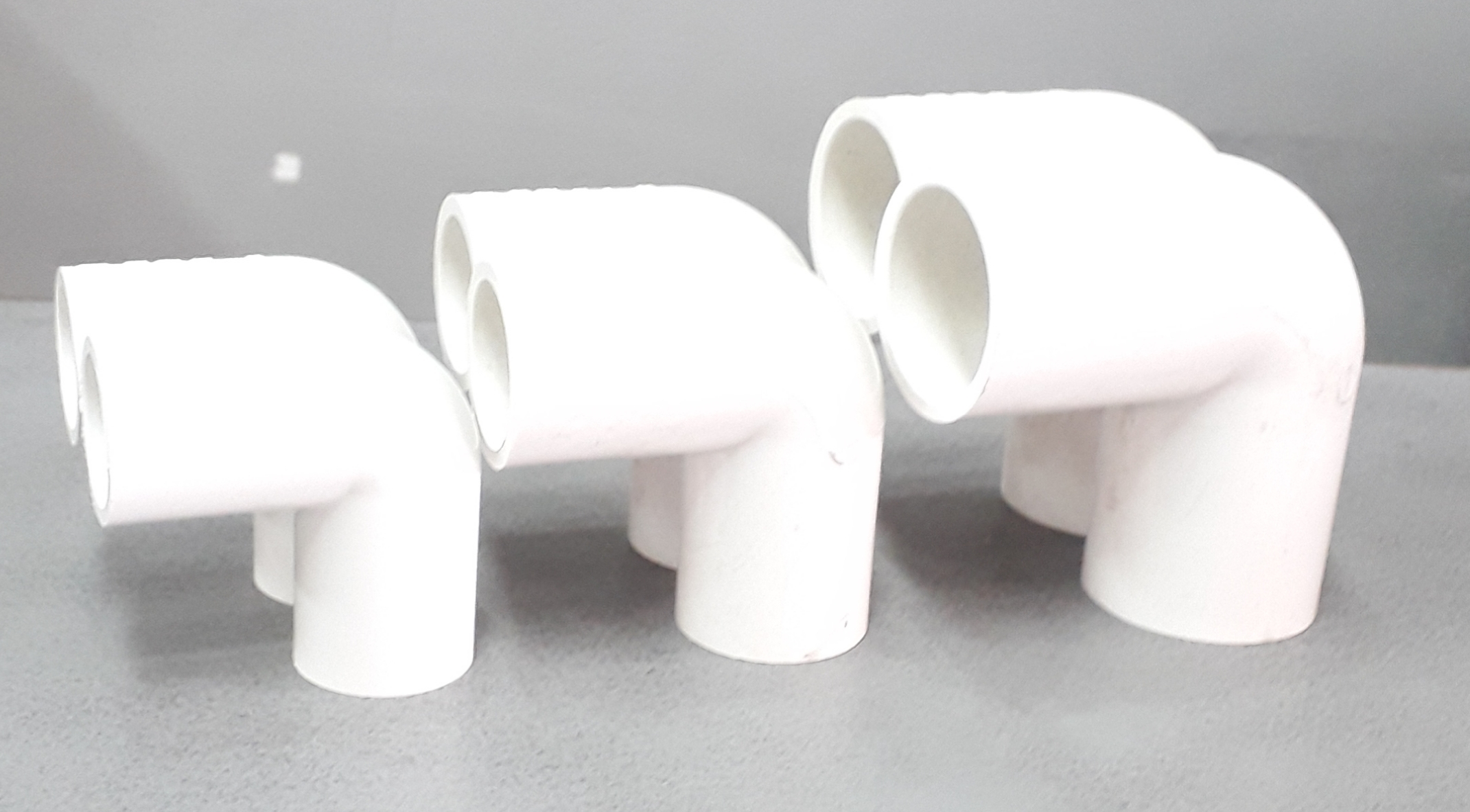 ข้องอ 90 ร้อยสายสีขาว ตราช้าง