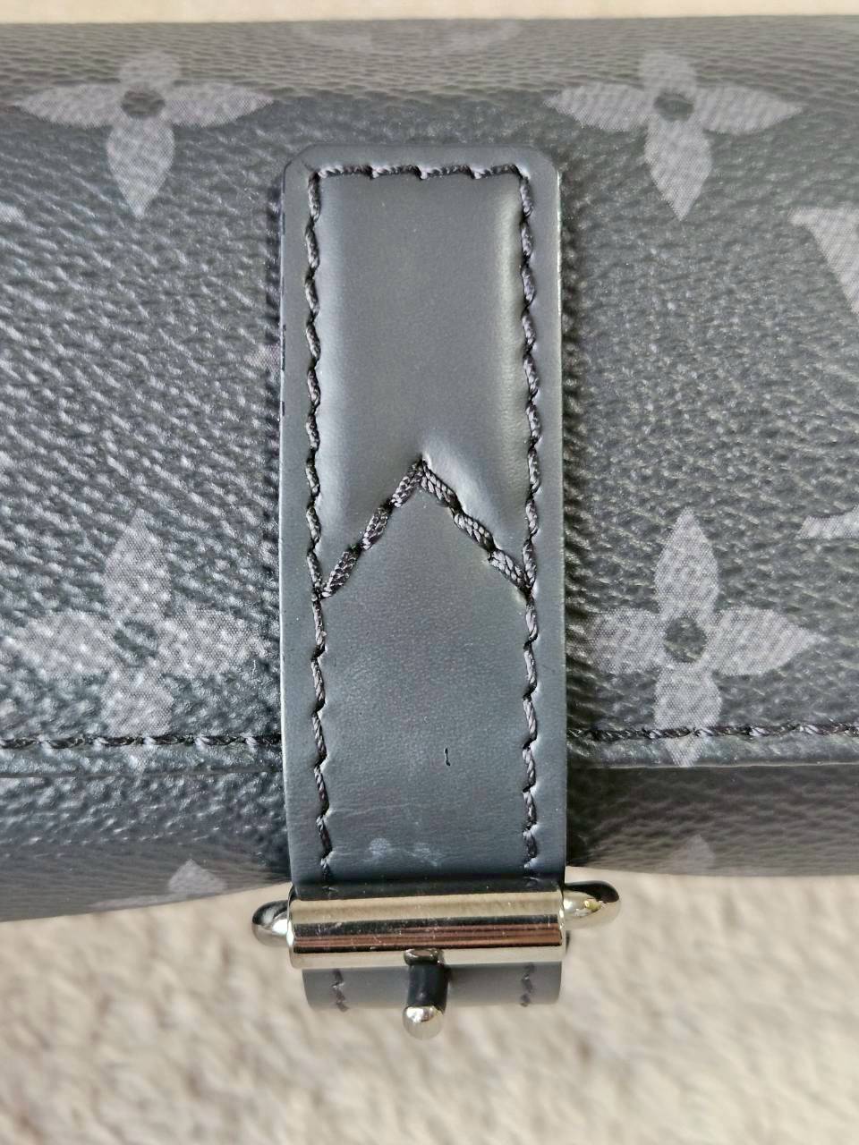 LV 3 Watch Case Mono Eclipse