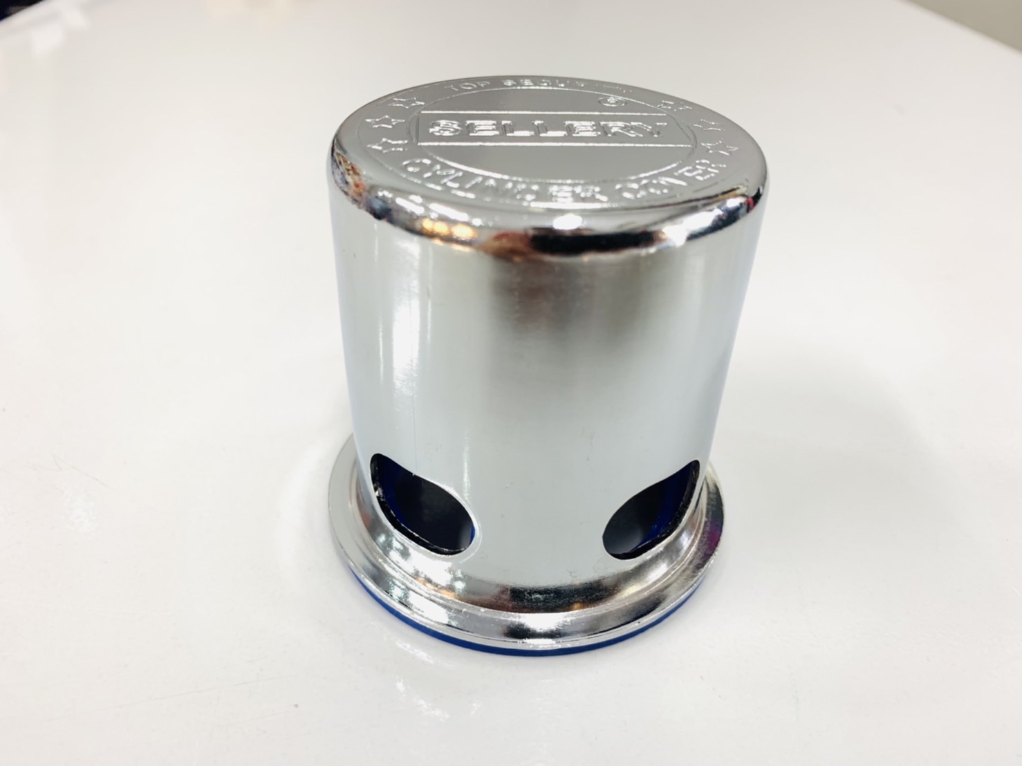 ฝาครอบลูกบิด K.M.C.