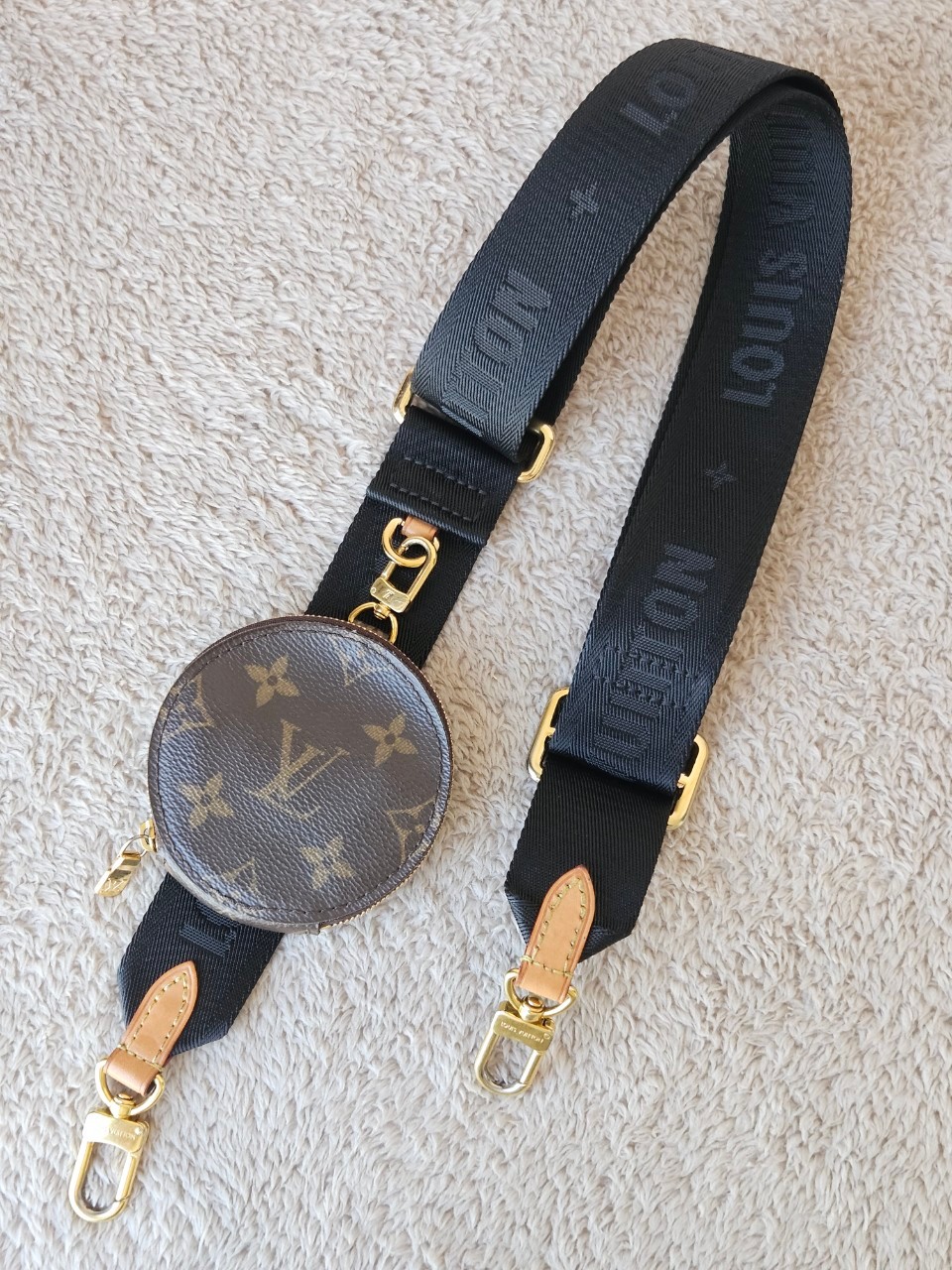 LV J02487 สายสะพายไหล่ Bandoulière สีดำ