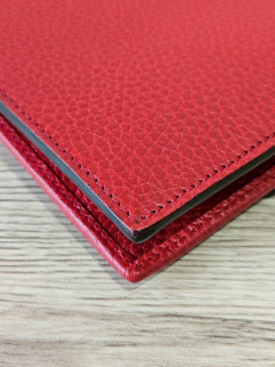 Gucci Interlock WOC สีแดง