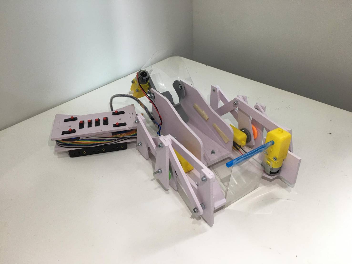 หุ่นยนต์นักบาส ART 2024 รุ่นใหม่