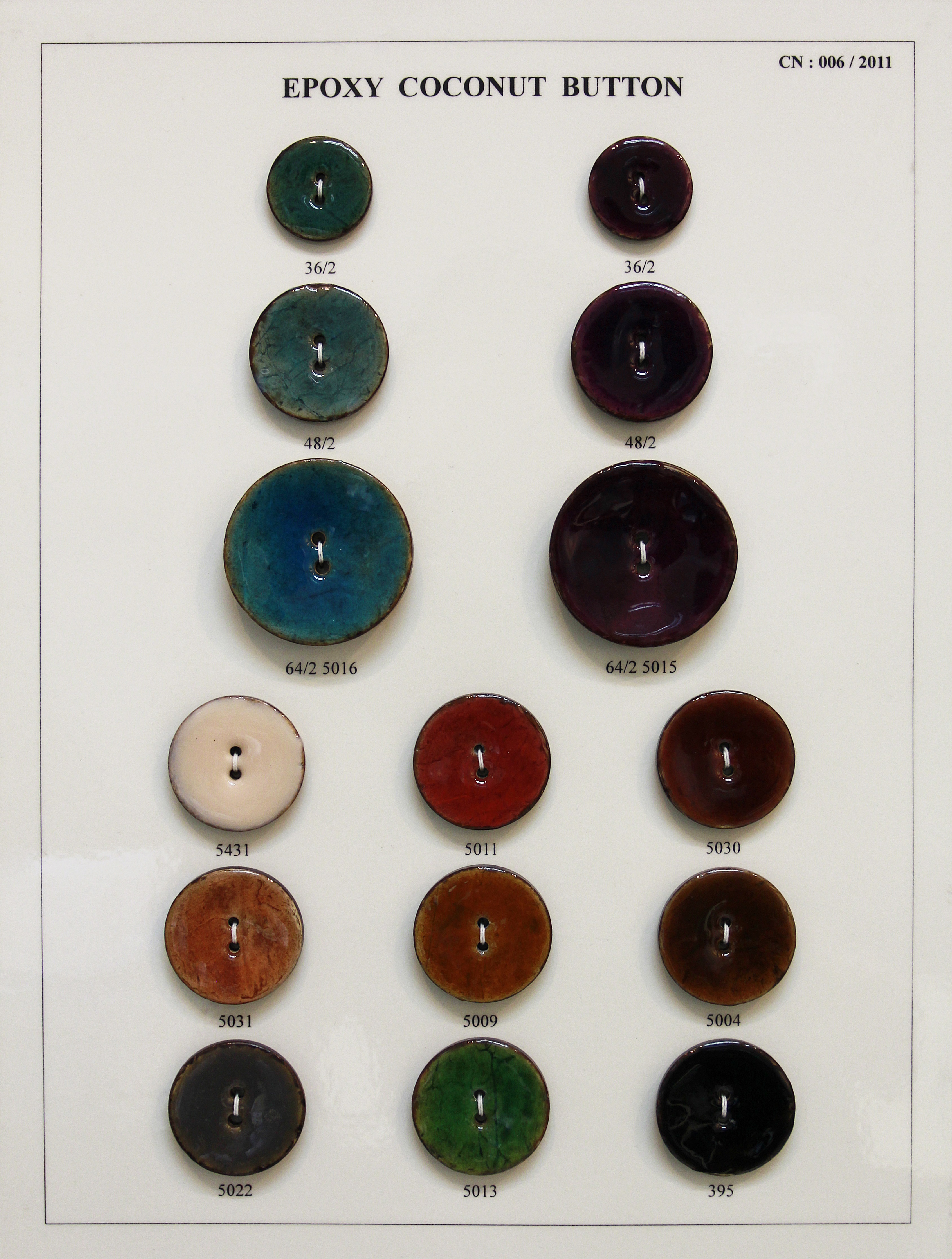 NATURAL BUTTONS