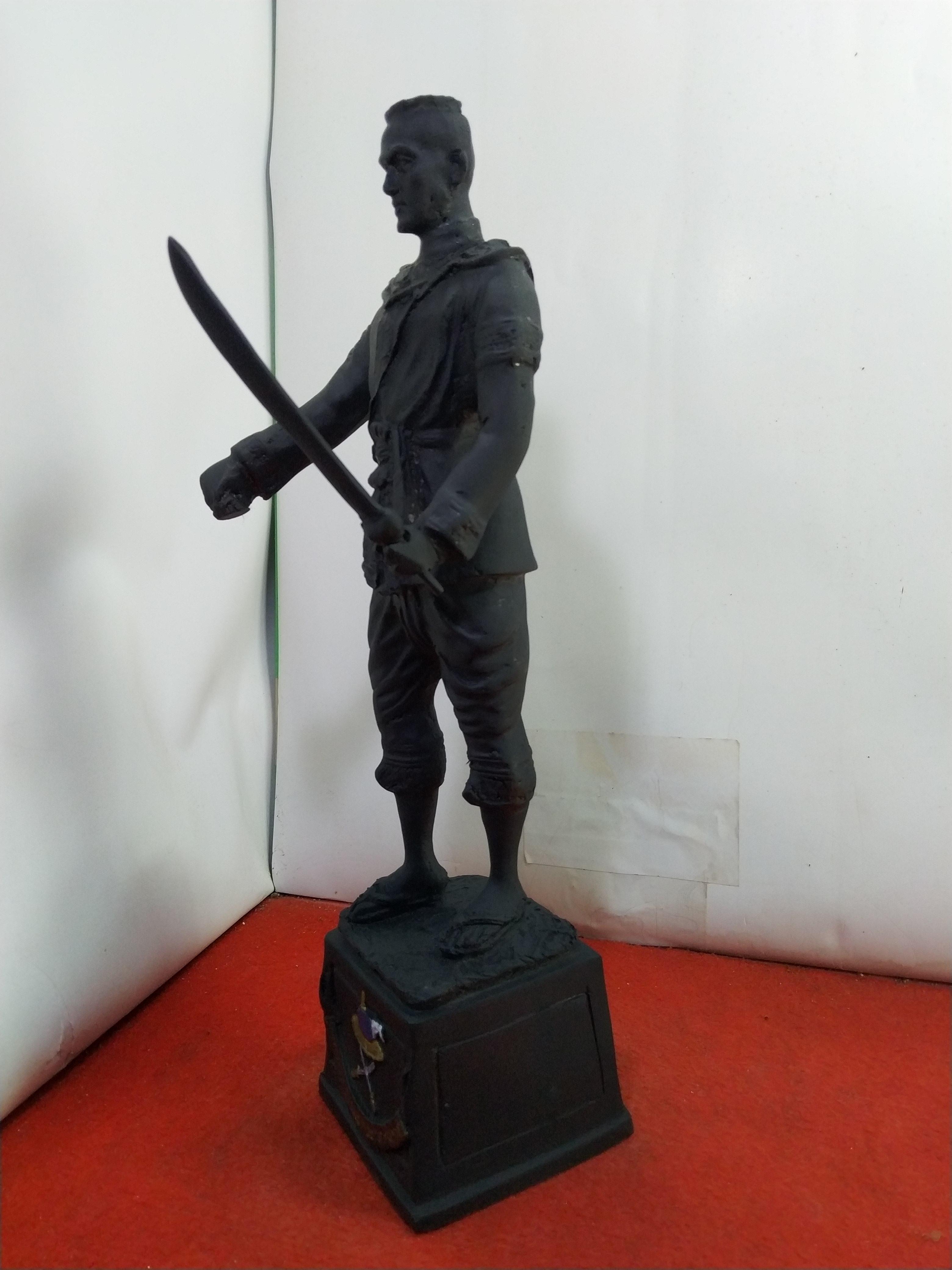 พระบรมรูปจำลอง สมเด็จพระนเรศวรมหาราช ทรงประกาศอิสรภาพ เนื้อโลหะทองเหลืองรมดำ