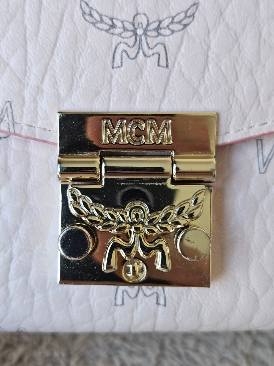 MCM Tracy Crossbody Wallet Pink