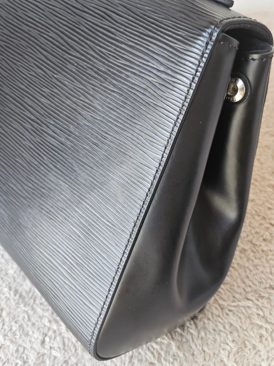 LV M41312 Cluny BB EPI microchip