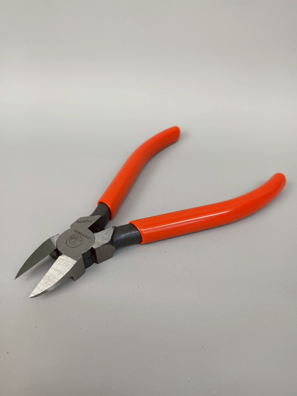 คีมตัดพลาสติก 6" #13906 KingEagle