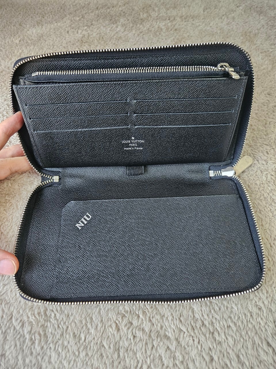 LV EPI Zippy Organizer Long Wallet