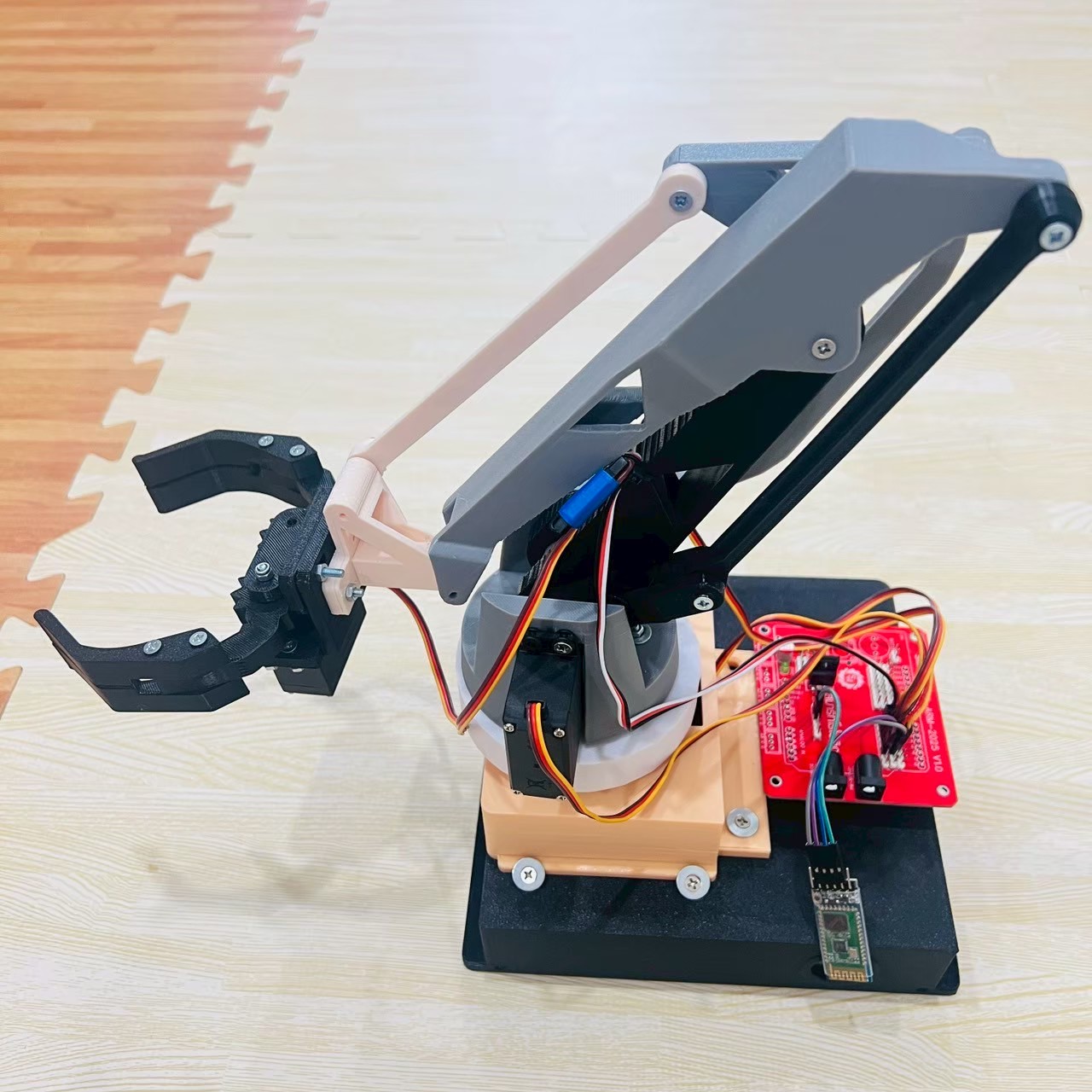 ARM V2 ROBOT JOY (ชุดฝึกแขนกลสั่งงานผ่านแอพ)